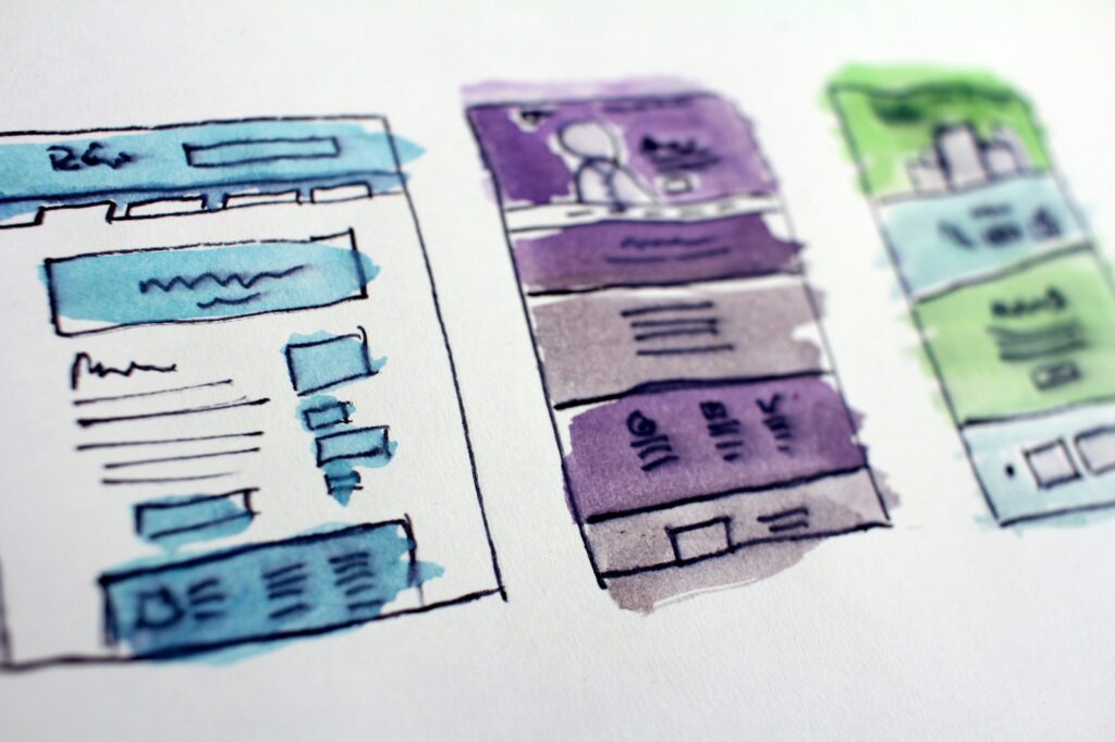 Скици на уеб дизайн и wireframe оформления
